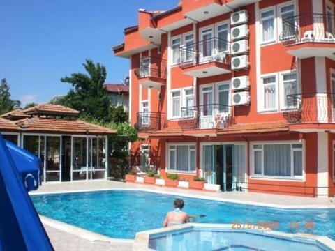 Red Rose Hotel Ολουντενίζ Εξωτερικό φωτογραφία